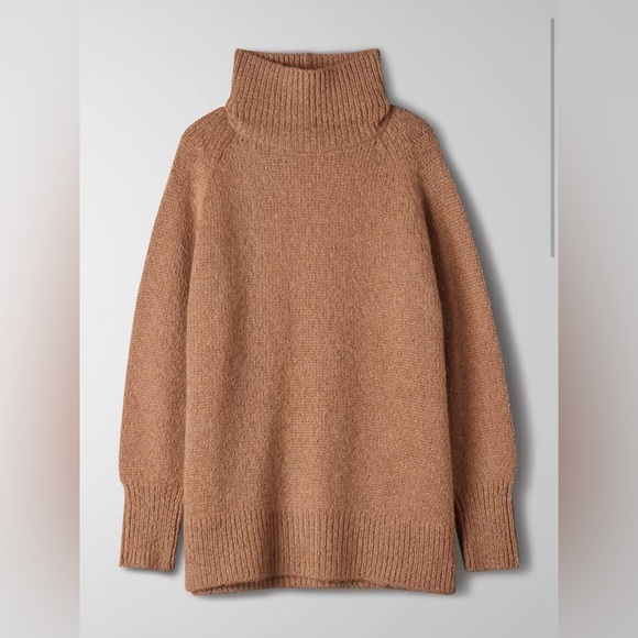 The Group by Babaton Aritizia Day Off Turtleneck 🤍 - Picture 1 of 12